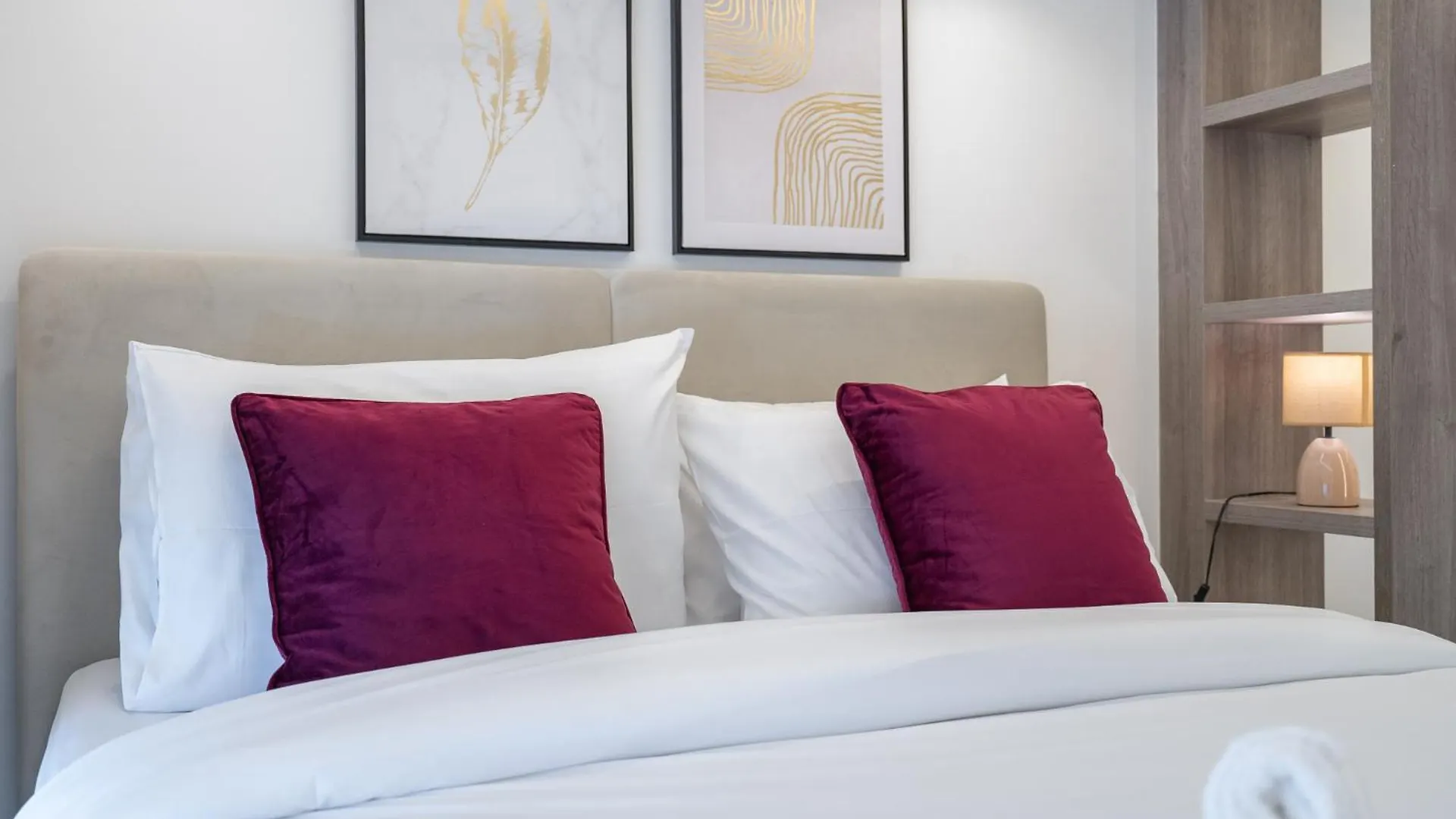 Apartment Trendy Loft Studio In Oxford Terrace Jvc Dubai