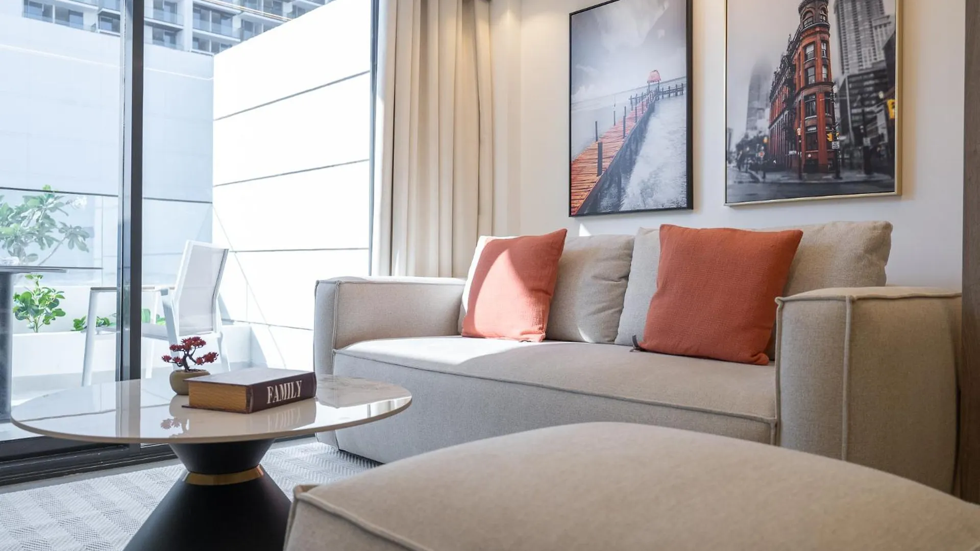 Trendy Loft Studio In Oxford Terrace Jvc Dubai 0*,