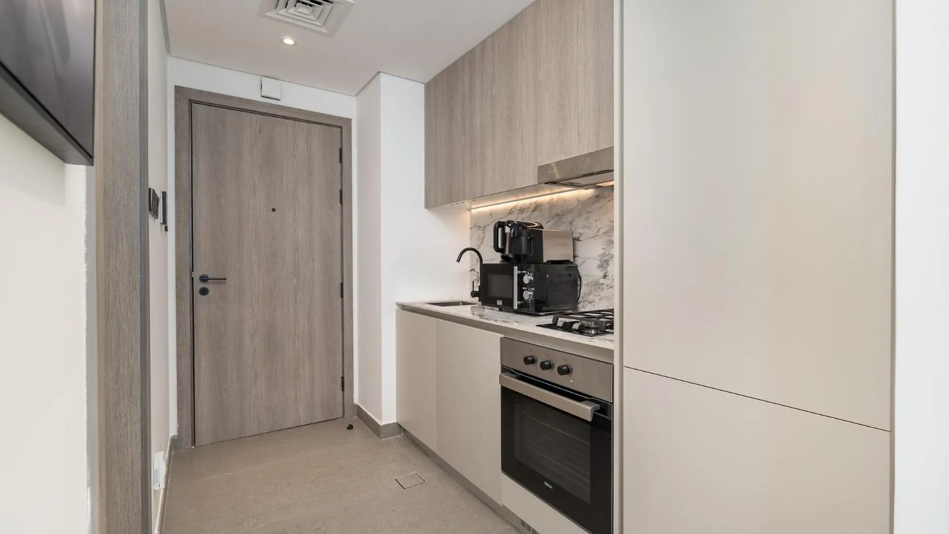 Trendy Loft Studio In Oxford Terrace Jvc Dubai 0*,  United Arab Emirates