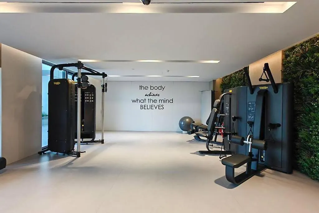 Trendy Loft Studio In Oxford Terrace Jvc Dubai